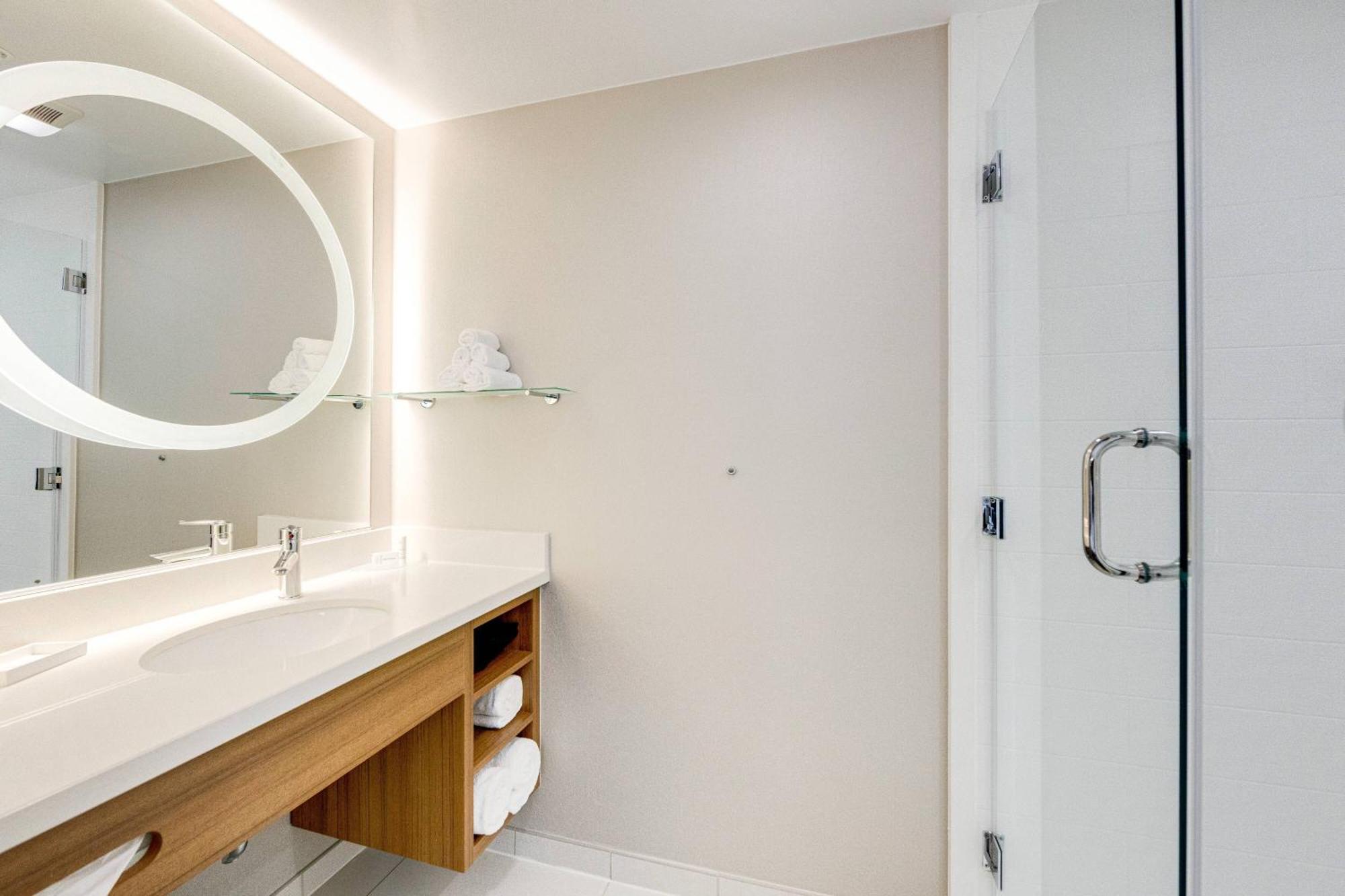 Springhill Suites By Marriott Houston Удландс Екстериор снимка